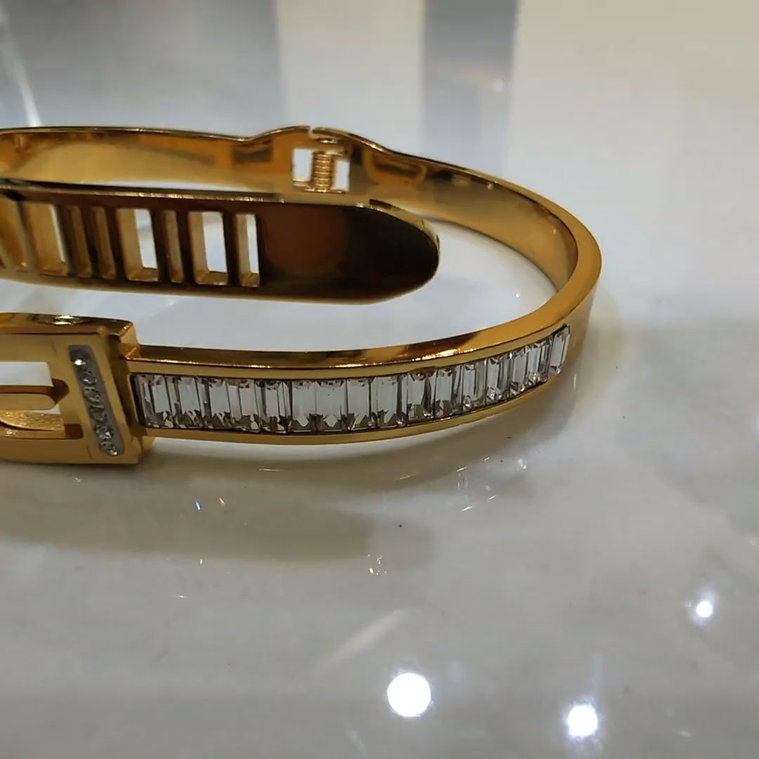 Lumière Sculpté Bangle